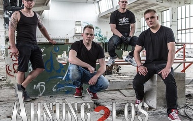 Ahnungslos Ahnungslos