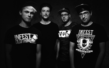 Show off Freaks Show off Freaks