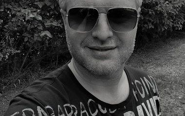 Mr. V-style Mr. V-style