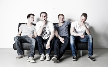 Freunde der Familie Freunde der Familie