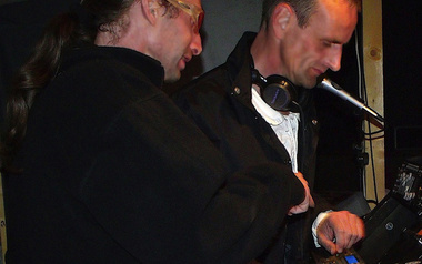 MODUL6 MUSIC MODUL6 MUSIC