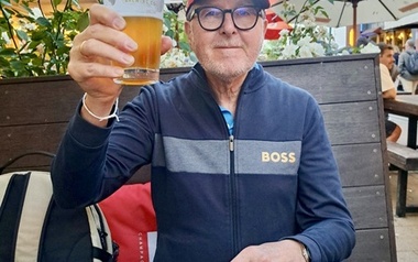 kurtguitar kurtguitar