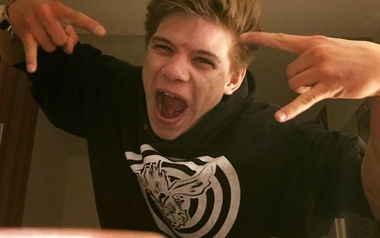 Unreal Sign Unreal Sign