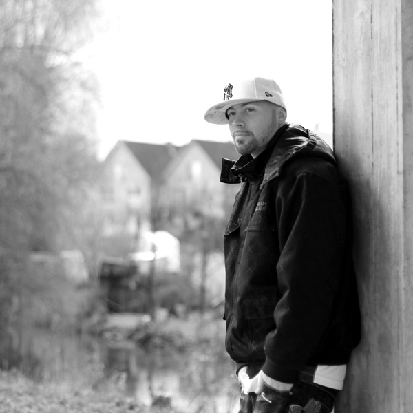 Big Daddy X - Kämpferherz 2011 feat. Tarana
