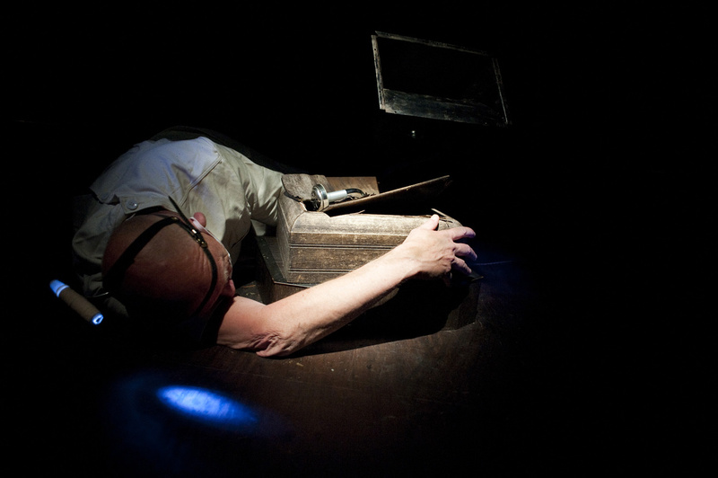 Tobias Crone - Komposition aus Luft