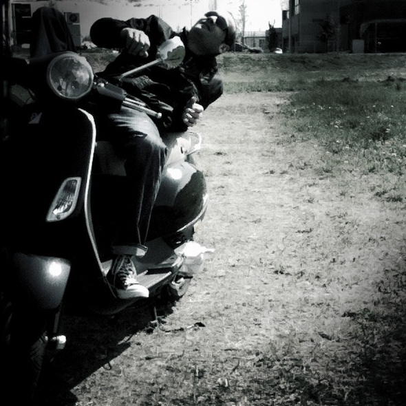 Sato2828 - il volo della vespa nera