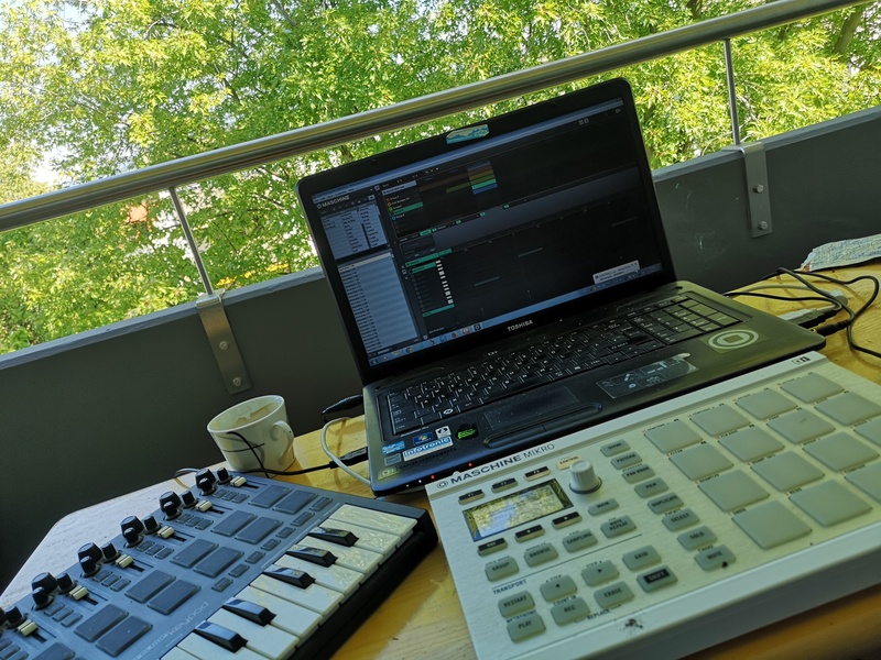 AzumR - Stonecity Beatschmiede