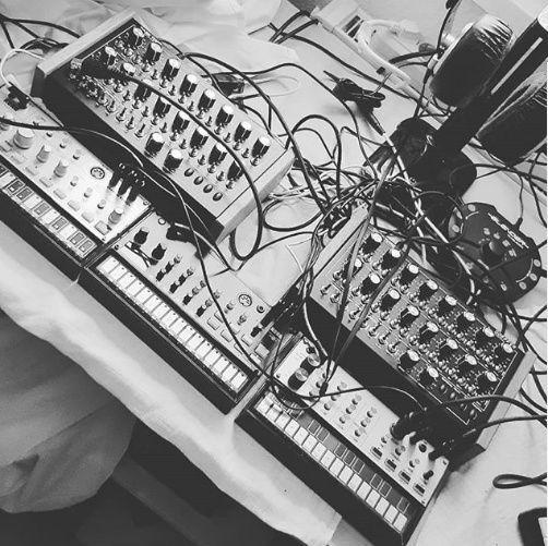 Electronic Highlights of the MOM's - April 2020