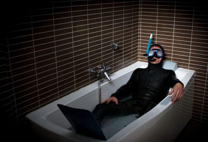 Robert_Feel_Free - Badewannen Tiefseetaucher