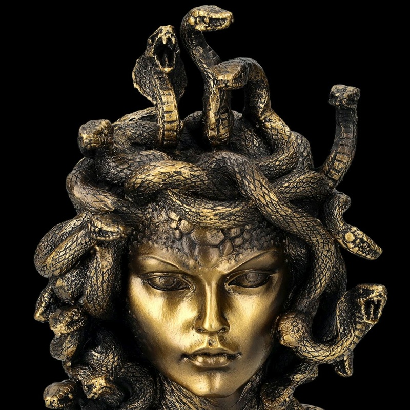 ra-live - Sad Medusa